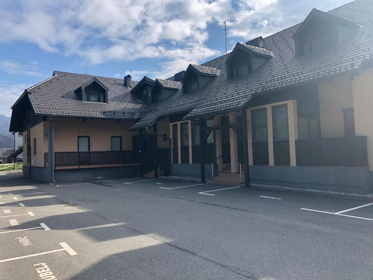 Sport & Sunny Cosy Alpine Retreat Apartment Kranjska Gora Exterior foto